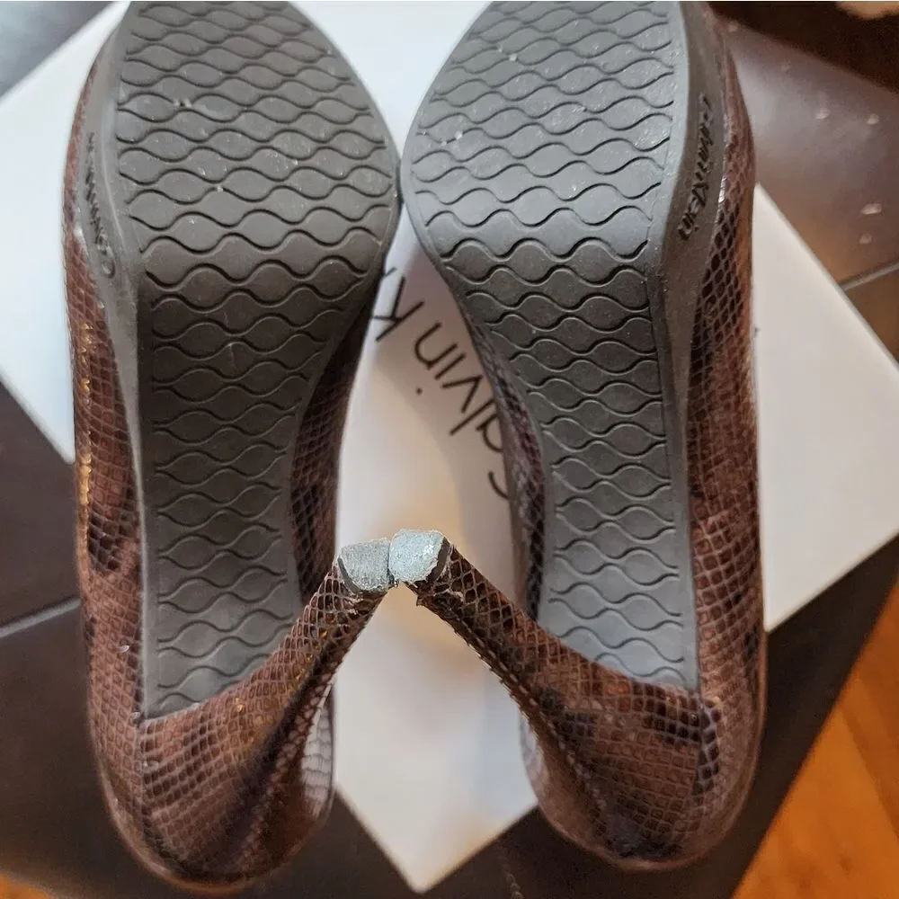 Calvin Klein Sydney Mosaic Snake Print Pumps size 7.5